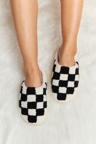 Melody Checkered Print Plush Slide Slippers**