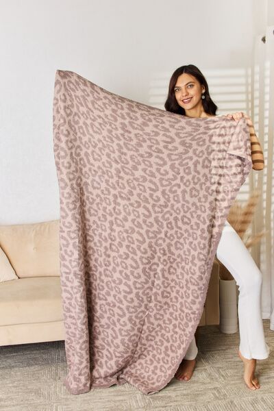 Cuddley Leopard Decorative Throw Blanket**