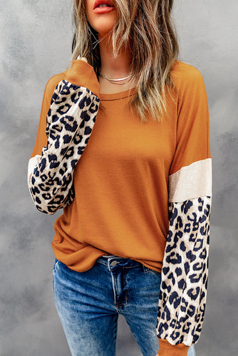 Round Neck Printed Long Sleeve Sweatshirt**